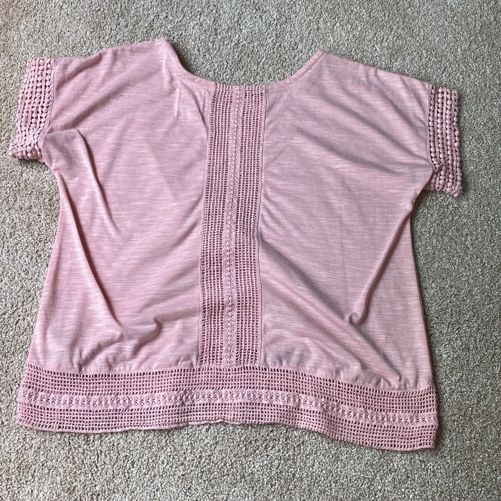 Pink top - Picture 2 of 3
